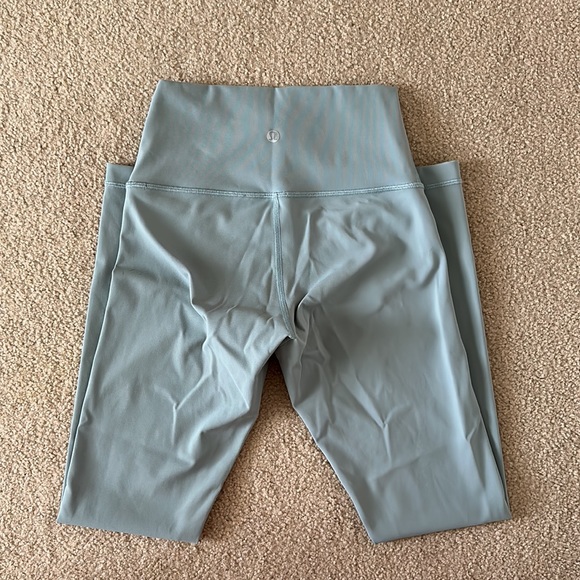 Lululemon Wunder Under High Rise 25” - Picture 2 of 5